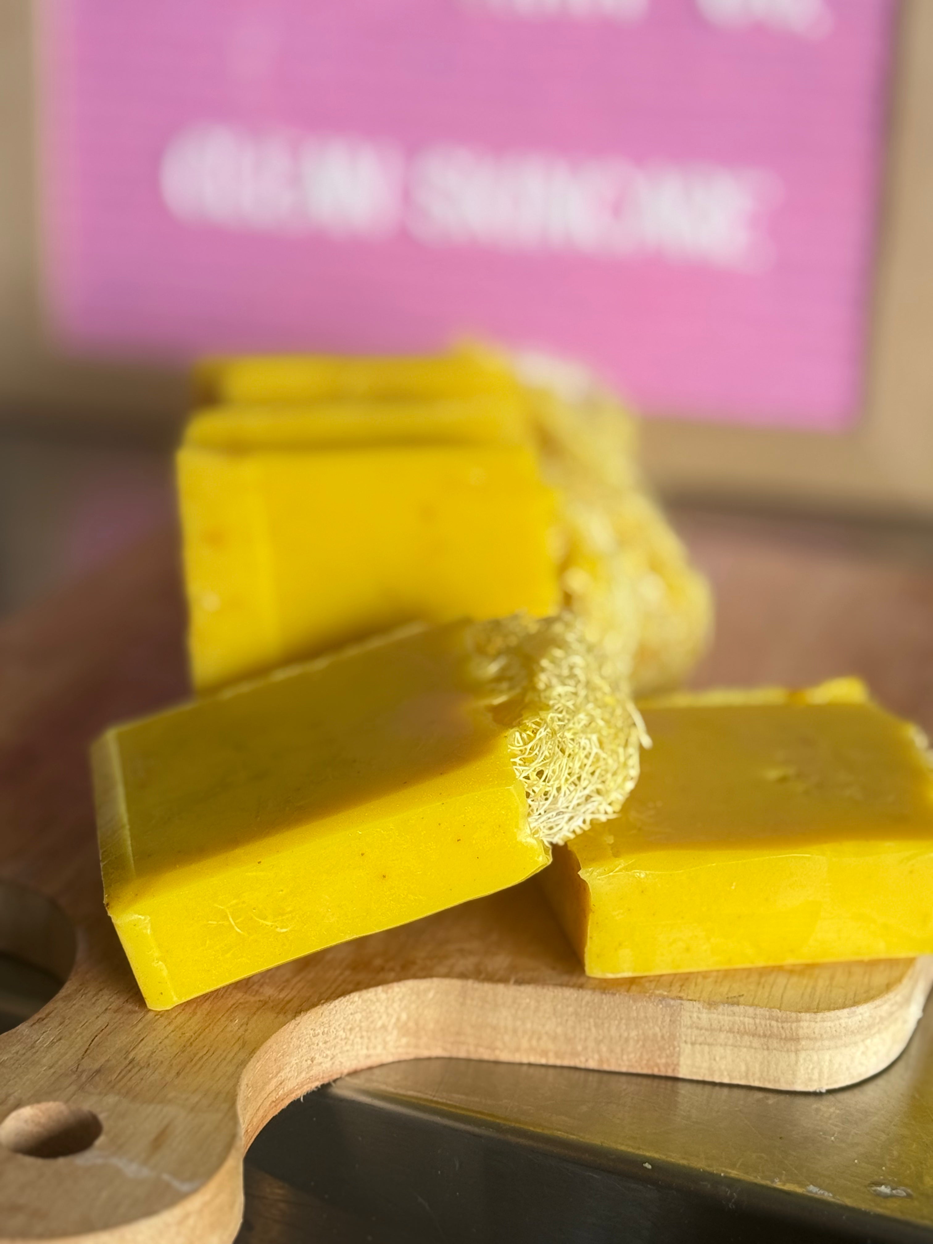 Natural Tumeric Luffa Exfoliating Soap: Body Bar